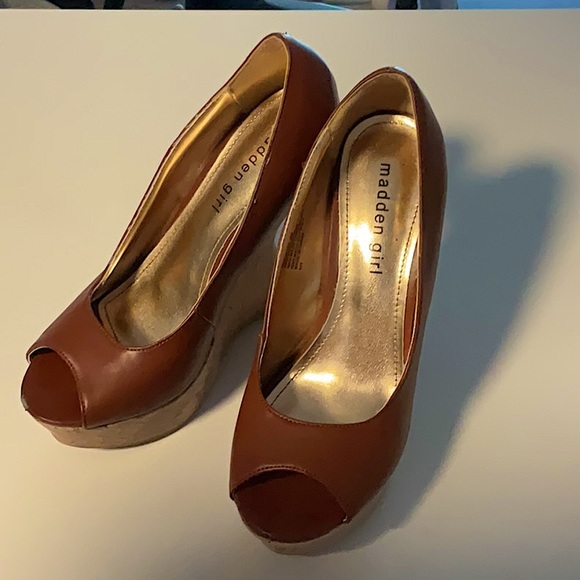 5 inch madden girl size 6 women’s wedge heel - Picture 11 of 11